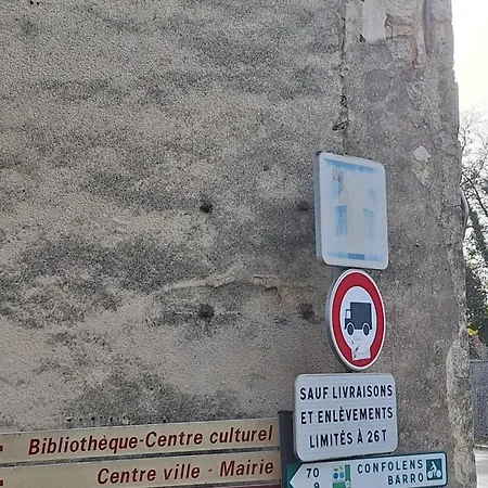 La Tete Dans Les Etoiles Apartament Ruffec (Charente)